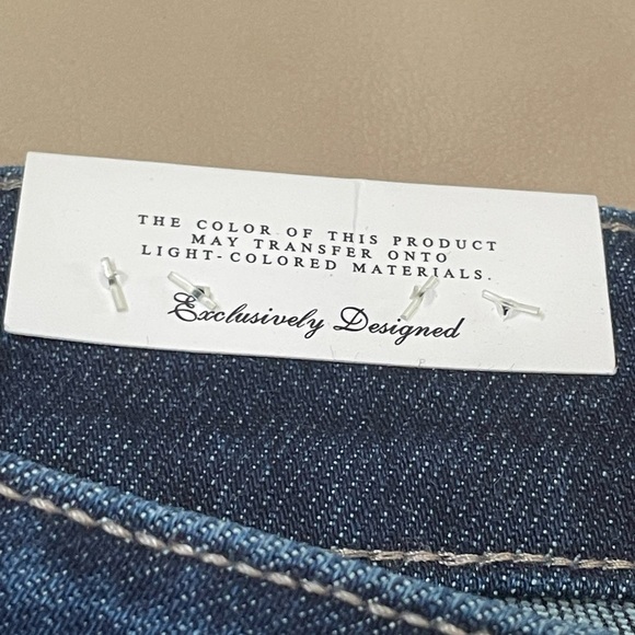 Judy Blue NWT High Waisted Raw Hem Cropped Straight Leg Jeans, Plus Size 18W - Picture 4 of 13